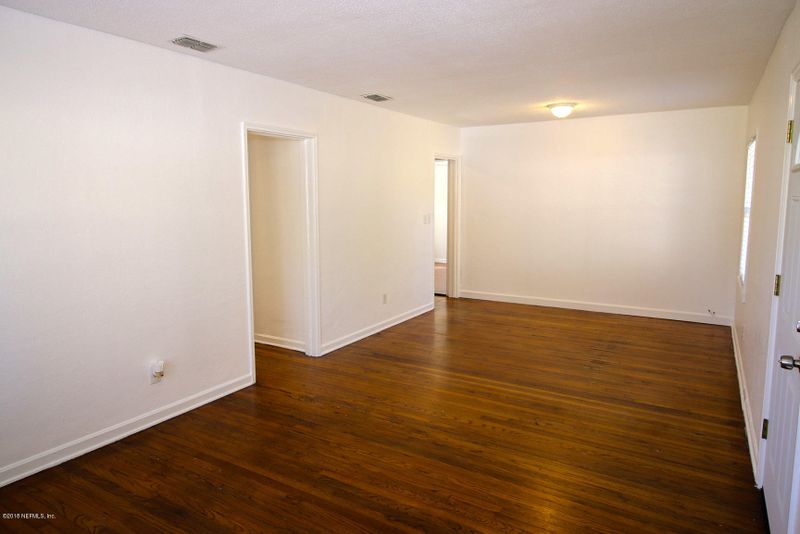 4934 Dundee Rd, Jacksonville, FL 32210