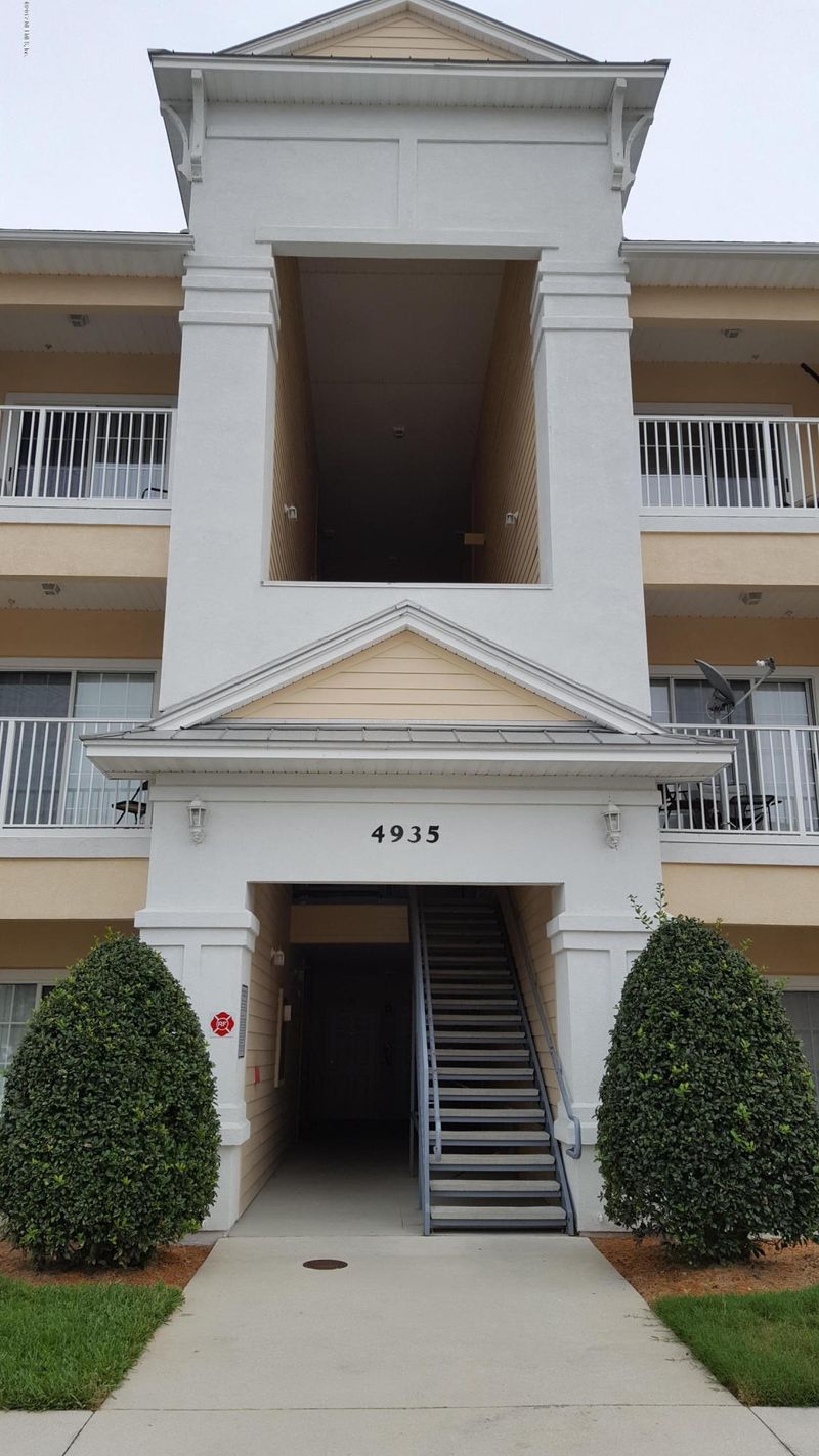 4935 Key Lime Dr #105, Jacksonville, FL 32256