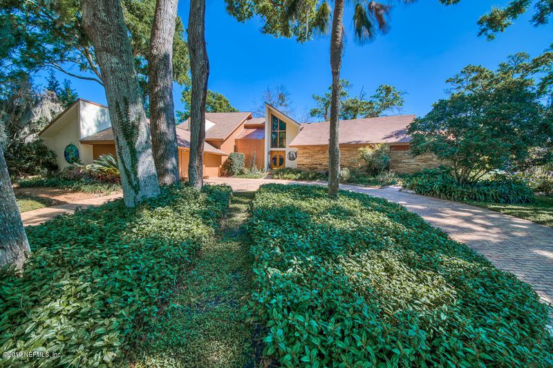 4941 Mariners Point Dr, Jacksonville, FL 32225