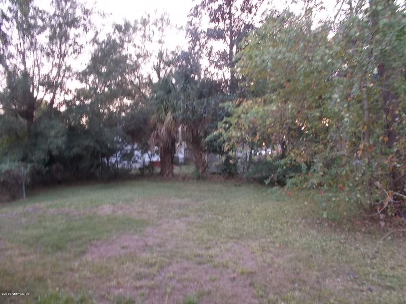 4952 Perrine Dr, Jacksonville, FL 32210
