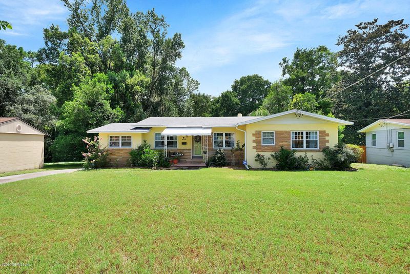 4960 Bridgewater Cir, Jacksonville, FL 32207