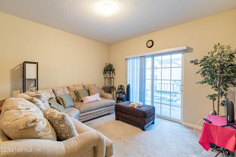 4998 Key Lime Dr #201, Jacksonville, FL 32256