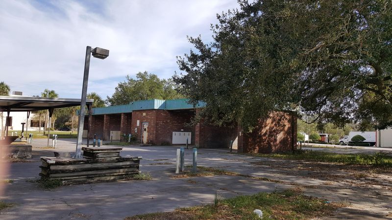 50 Century 21 Dr, Jacksonville, FL 32216
