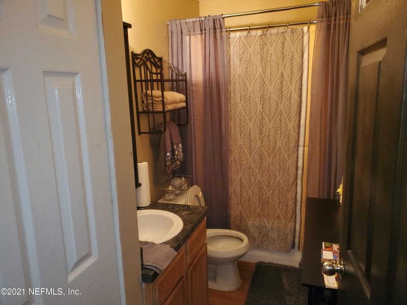 50 Robert St, Atlantic Beach, FL 32233