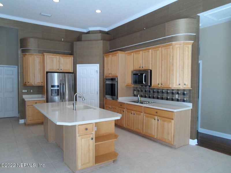 500 Wetherby Ln, St Augustine, FL 32092