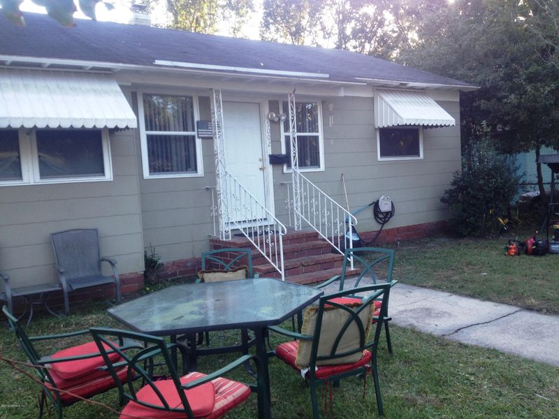 5002 Colonial Ave, Jacksonville, FL 32210