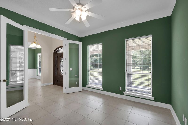 5013 Lannie Rd, Jacksonville, FL 32218