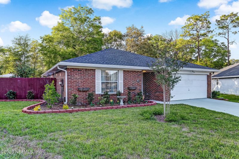 5018 Acre Estates Dr W, Jacksonville, FL 32210