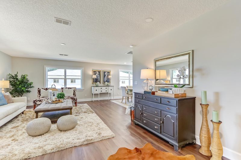 5018 Trout River Blvd, Jacksonville, FL 32208