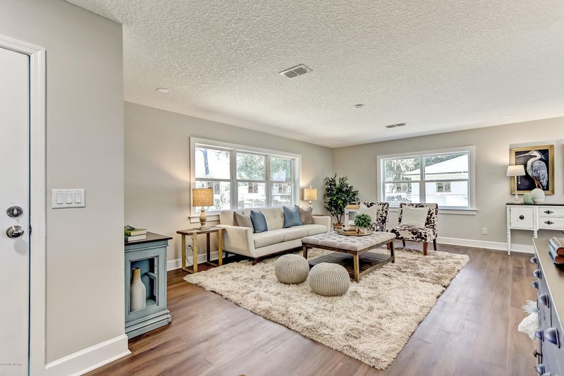 5018 Trout River Blvd, Jacksonville, FL 32208