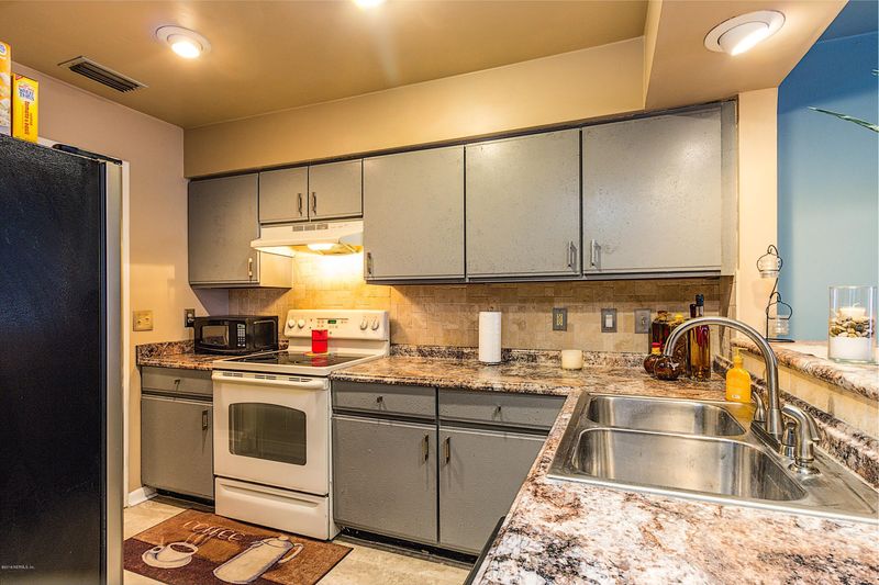5019 Fulham Rd S, Jacksonville, FL 32244