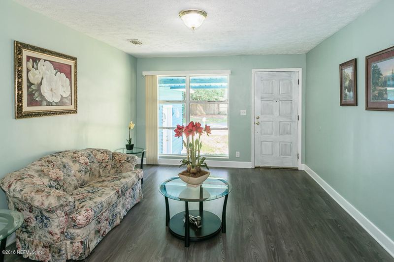5023 Alpha Ave, Jacksonville, FL 32205