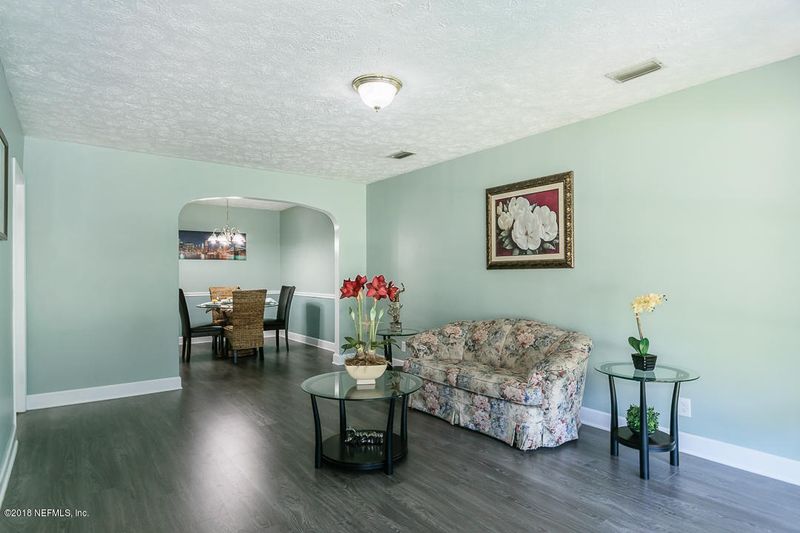 5023 Alpha Ave, Jacksonville, FL 32205