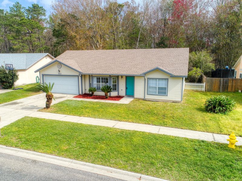 503 Purcell Dr, Jacksonville, FL 32221