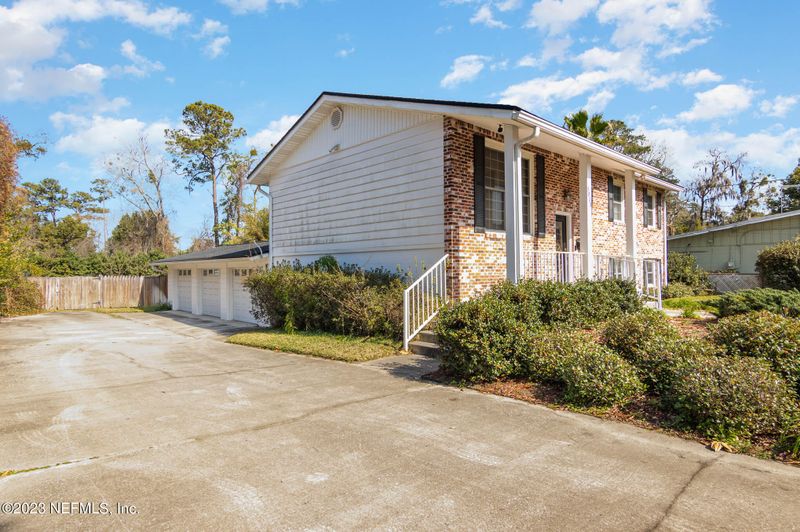 5033 Spring Glen Rd, Jacksonville, FL 32207