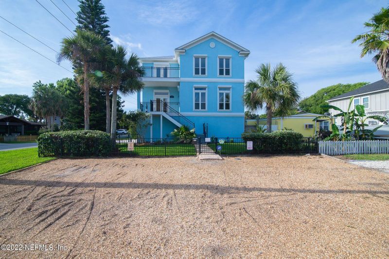 504 6th Ave N, Jacksonville Beach, FL 32250