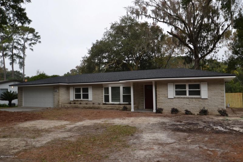 5041 Degrove Rd, Jacksonville, FL 32207