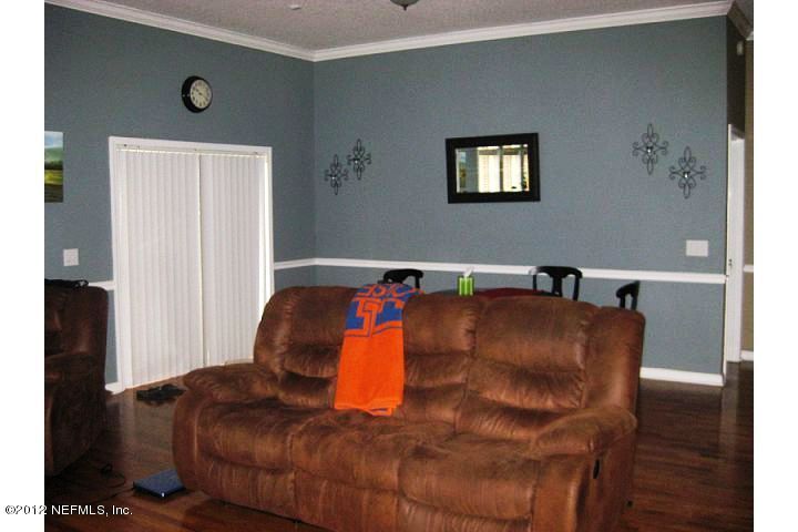 5041 Verdis St, Jacksonville, FL 32258