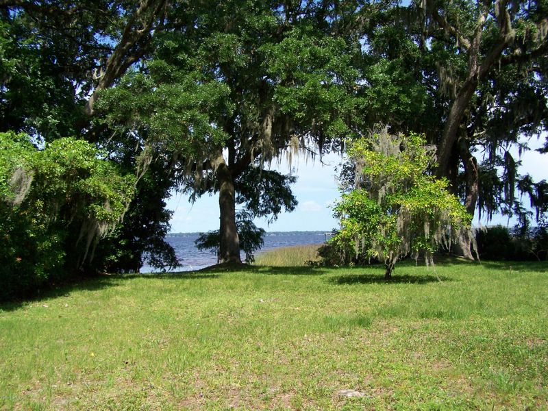 5065 Harvey Grant Rd, Fleming Island, FL 32003