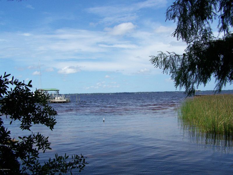 5065 Harvey Grant Rd, Fleming Island, FL 32003
