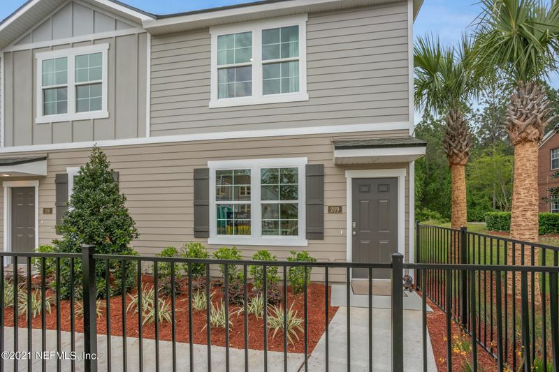 509 Spanish Oaks Way, Orange Park, FL 32065