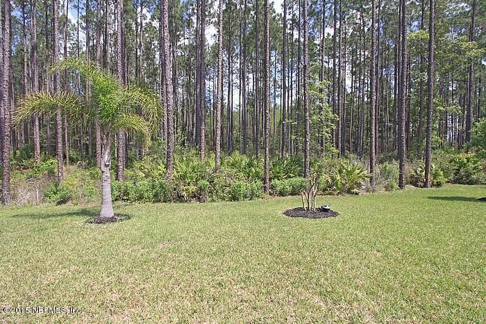 510 Grampian Highlands Dr, St Johns, FL 32259