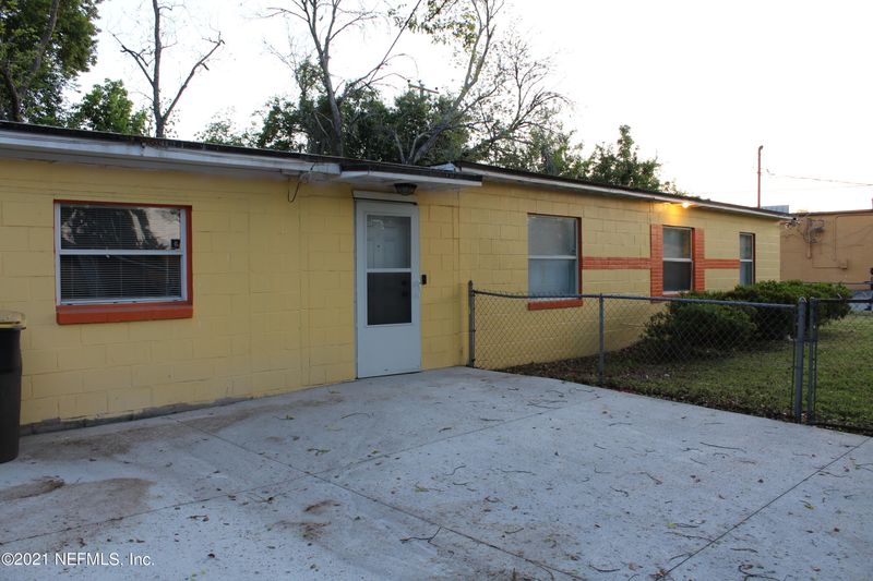 5103 Abel Ln, Jacksonville, FL 32254