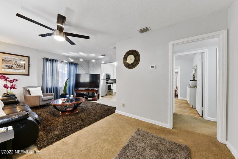 5103 Sharon Ter, Jacksonville, FL 32207
