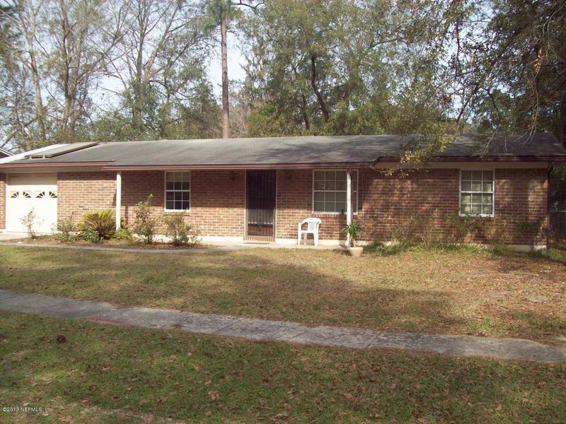 5105 Broken Arrow Dr N, Jacksonville, FL 32244