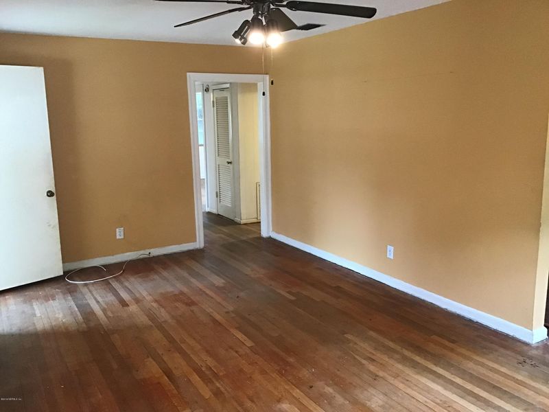 5111 Kingsbury St, Jacksonville, FL 32205