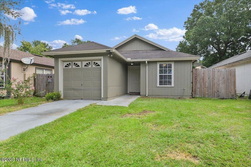 5111 Somerton Ct, Jacksonville, FL 32210