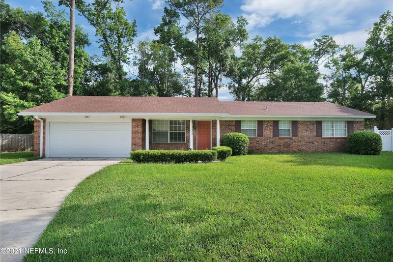 5117 Brompton Ct, Jacksonville, FL 32217