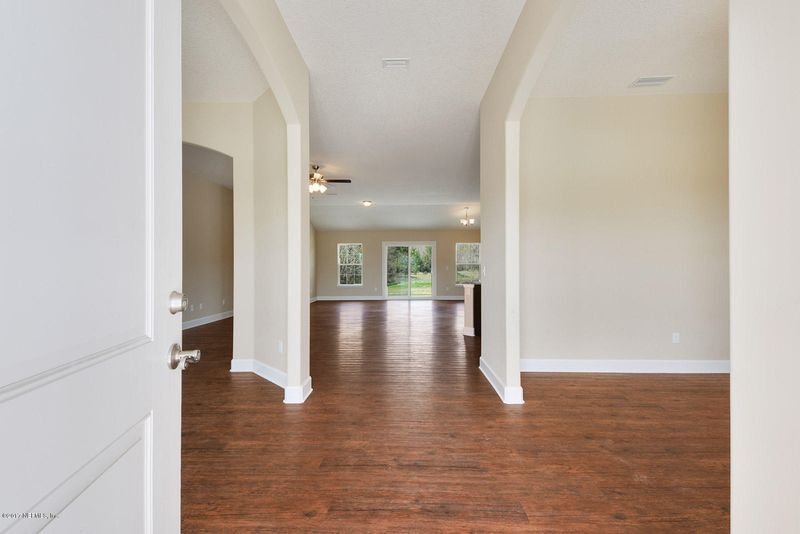 51189 Bloomington Way, Callahan, FL 32011
