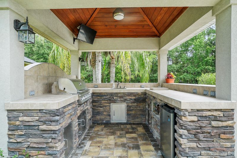 512 Bronze Branch Ct, St Johns, FL 32259