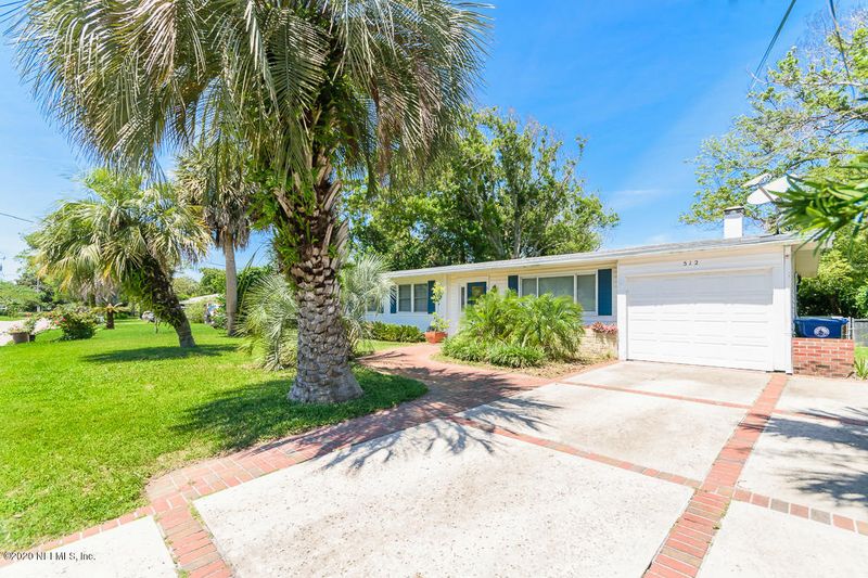 512 Davis St, Neptune Beach, FL 32266