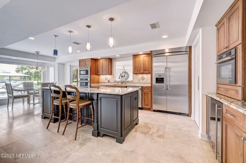 5121 Harbor Point Cir, Jacksonville, FL 32210