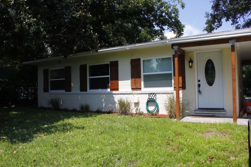 5127 Corsair Ave, Jacksonville, FL 32244
