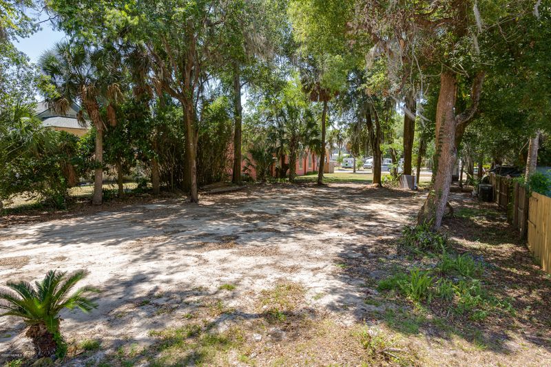 513 Palmer St, Green Cove Springs, FL 32043