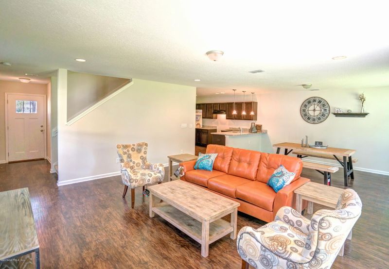 5139 Tan St, Jacksonville, FL 32258