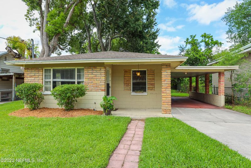 5145 Birkenhead Rd, Jacksonville, FL 32210