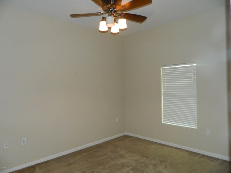 5150 Playpen Dr #2, Jacksonville, FL 32210