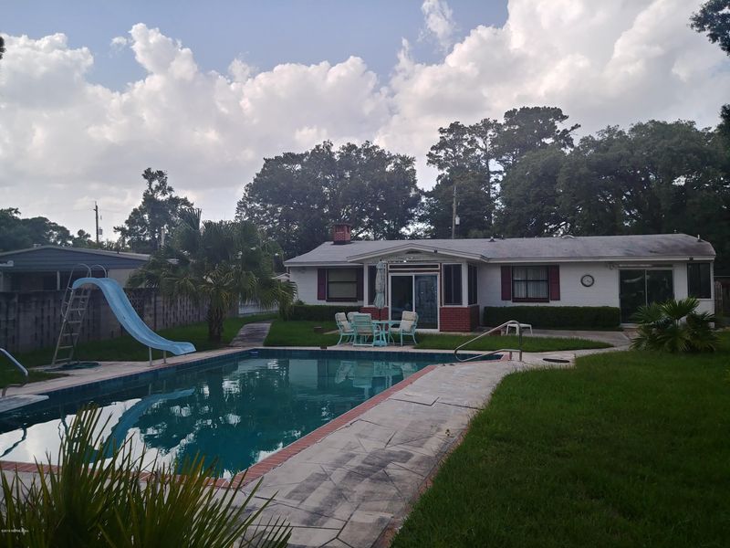 5154 S South Pines Dr, Jacksonville, FL 32207