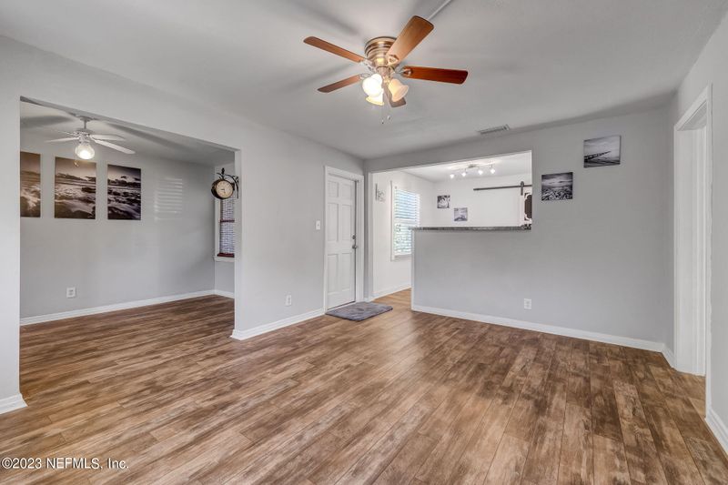 517 Oglethorpe Rd, Jacksonville, FL 32216