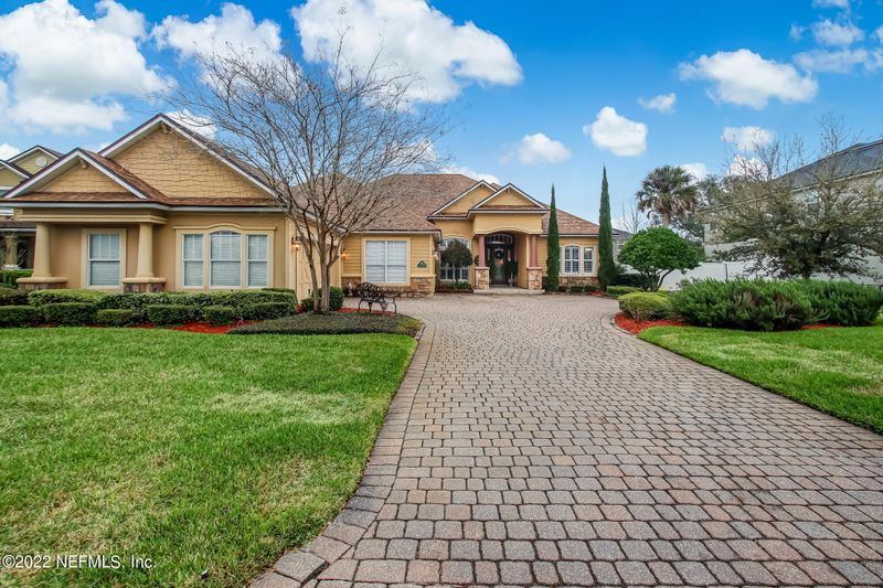 5179 Creek Crossing Dr, Jacksonville, FL 32226