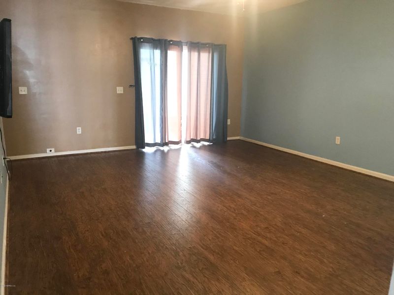 519 Hopewell Dr, Orange Park, FL 32073