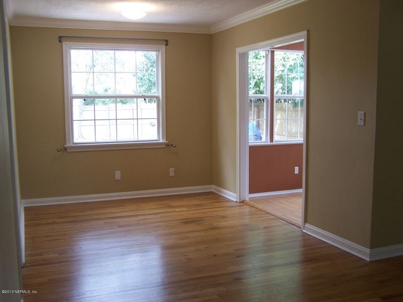 5192 Emory Cir, Jacksonville, FL 32207