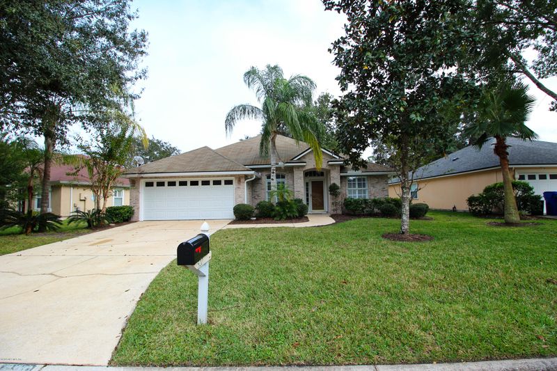 520 Sparrow Branch Cir, St Johns, FL 32259