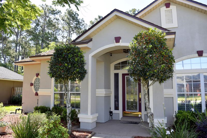 520 Willow Oak Ln, St Johns, FL 32259
