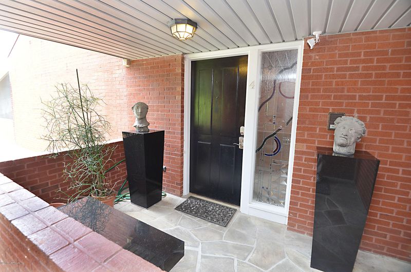5200 San Jose Blvd #4, Jacksonville, FL 32207
