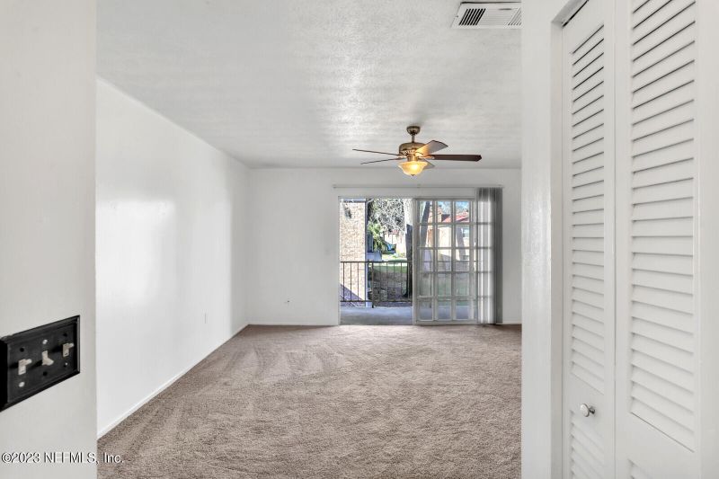 5201 Atlantic Blvd #164, Jacksonville, FL 32207